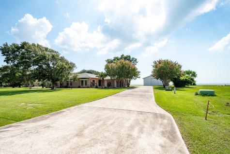 13310 Bay Place Beach City TX 77523