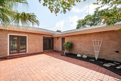 13310 Bay Place Beach City TX 77523
