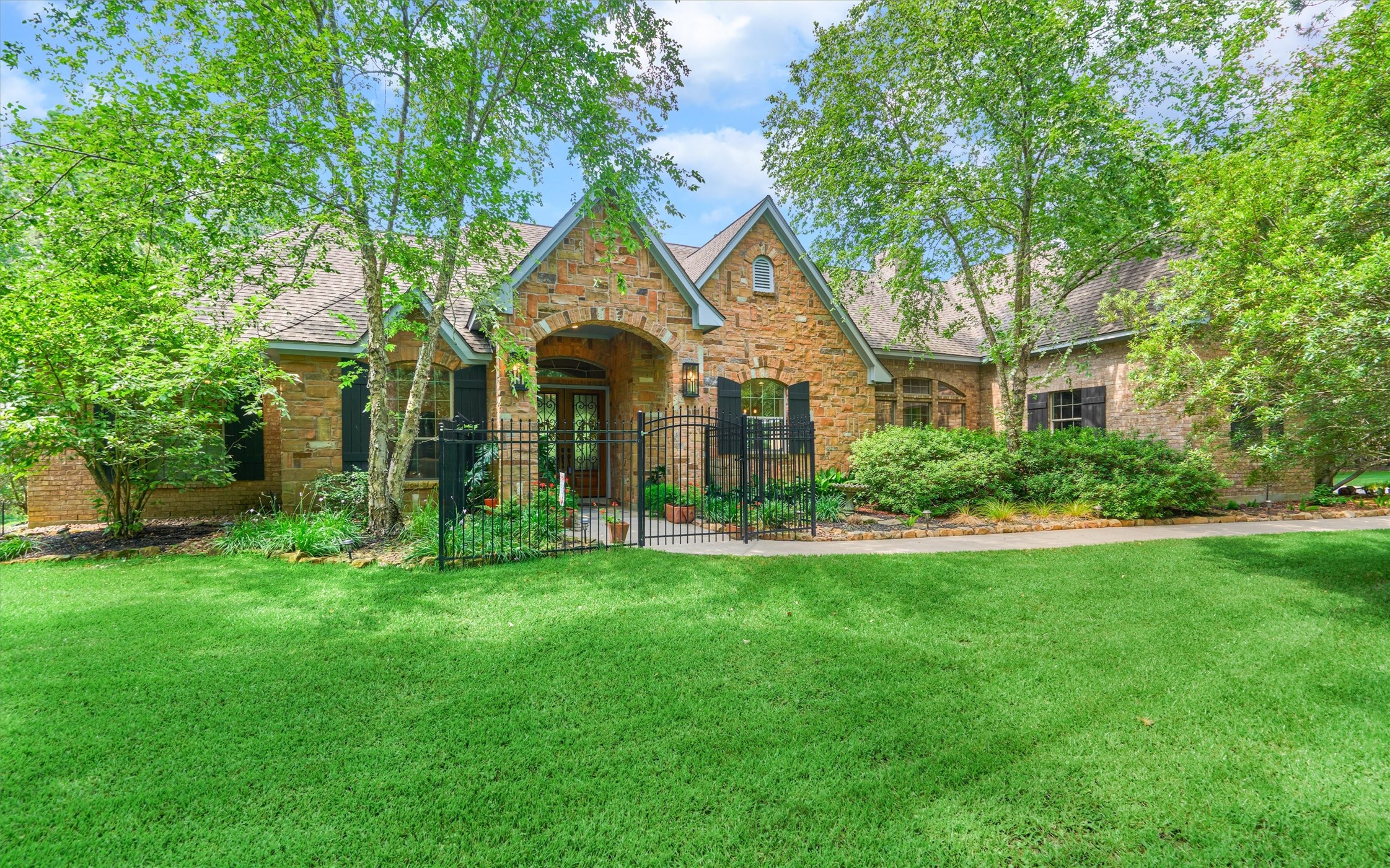 10803 Mystic Cove Magnolia TX 77354