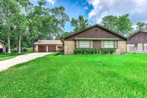 69 Surrey Oak Court Alvin TX 77511