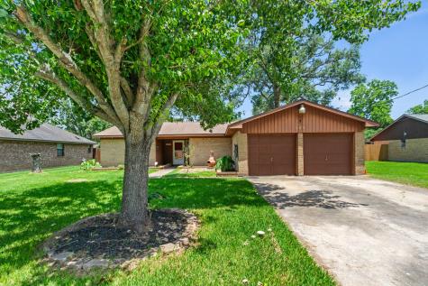 309 Nasturtium Street Lake Jackson TX 77566