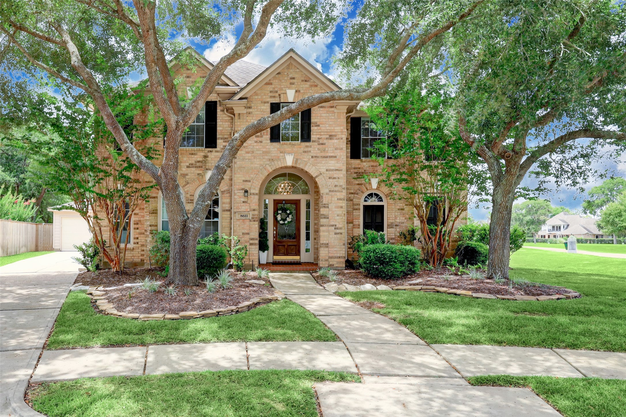 8611 Hillsboro Place Sugar Land TX 77479