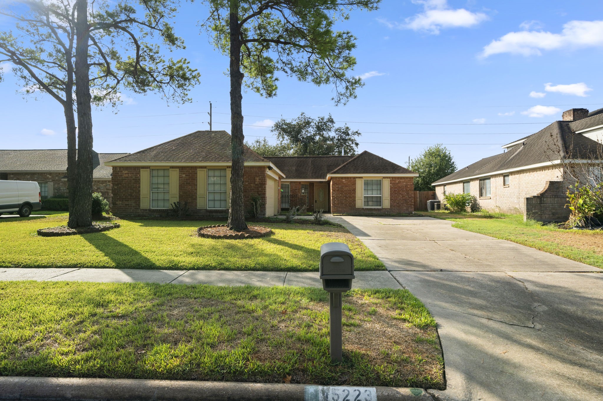15223 Rio Plaza Drive Houston TX 77083
