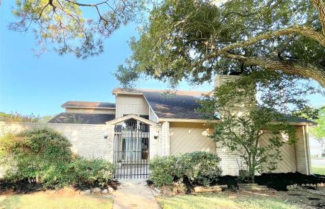 2627 Hodges Bend Circle Sugar Land TX 77479