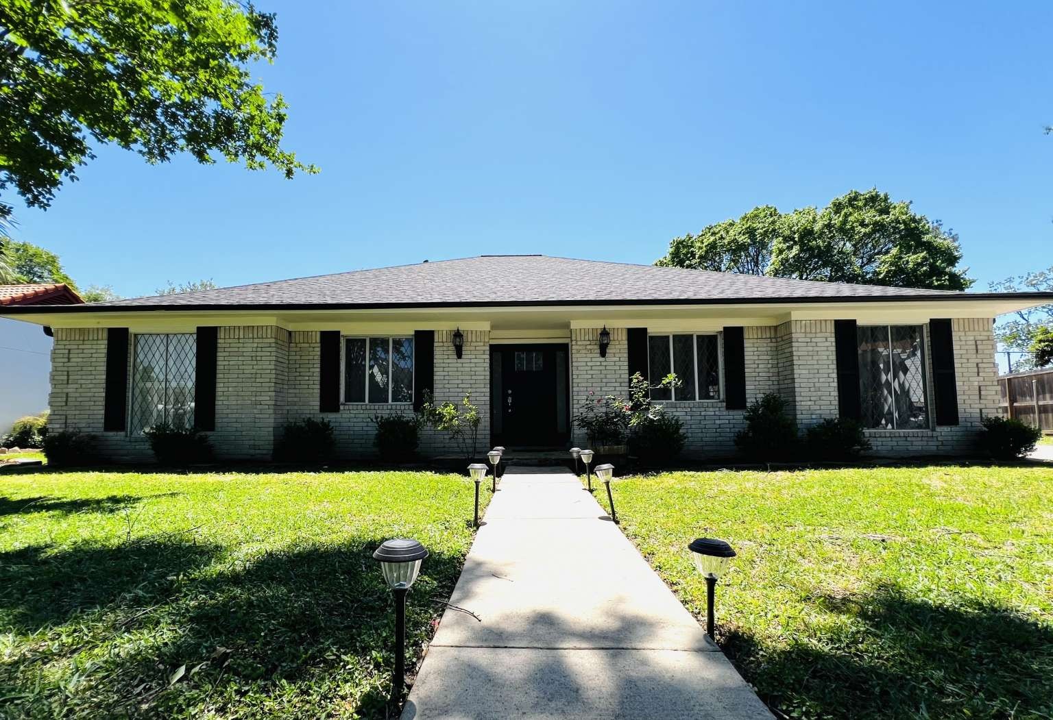 2710 Revere Drive Pasadena TX 77502