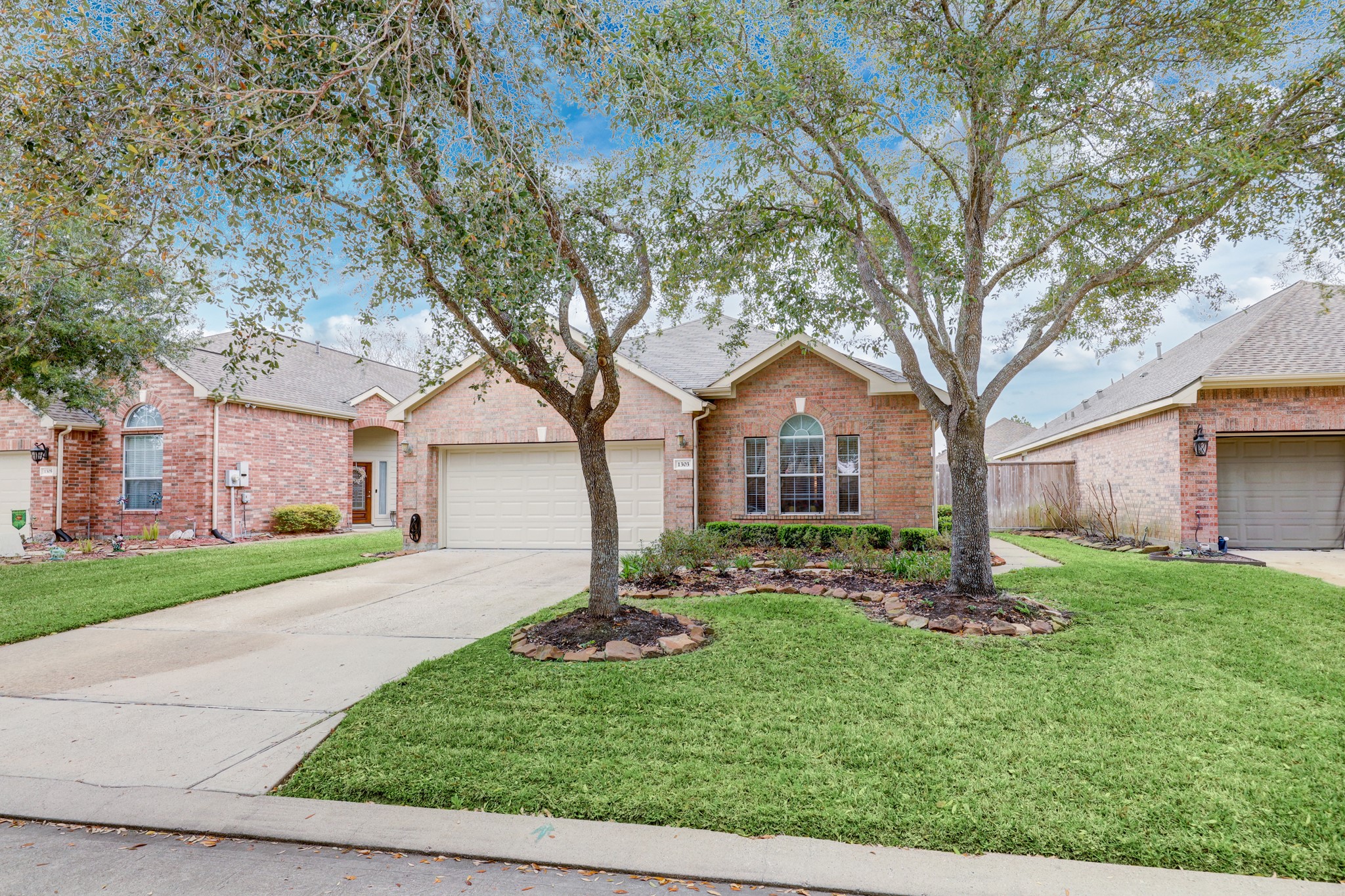 1303 Varese Drive Pearland TX 77581
