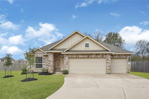 696 W Linnwood Drive New Caney TX 77357