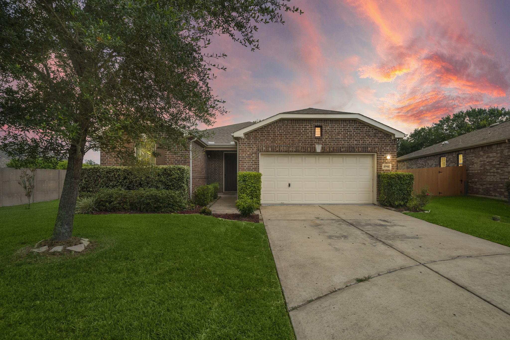 2742 Lomelina Lane League City TX 77573