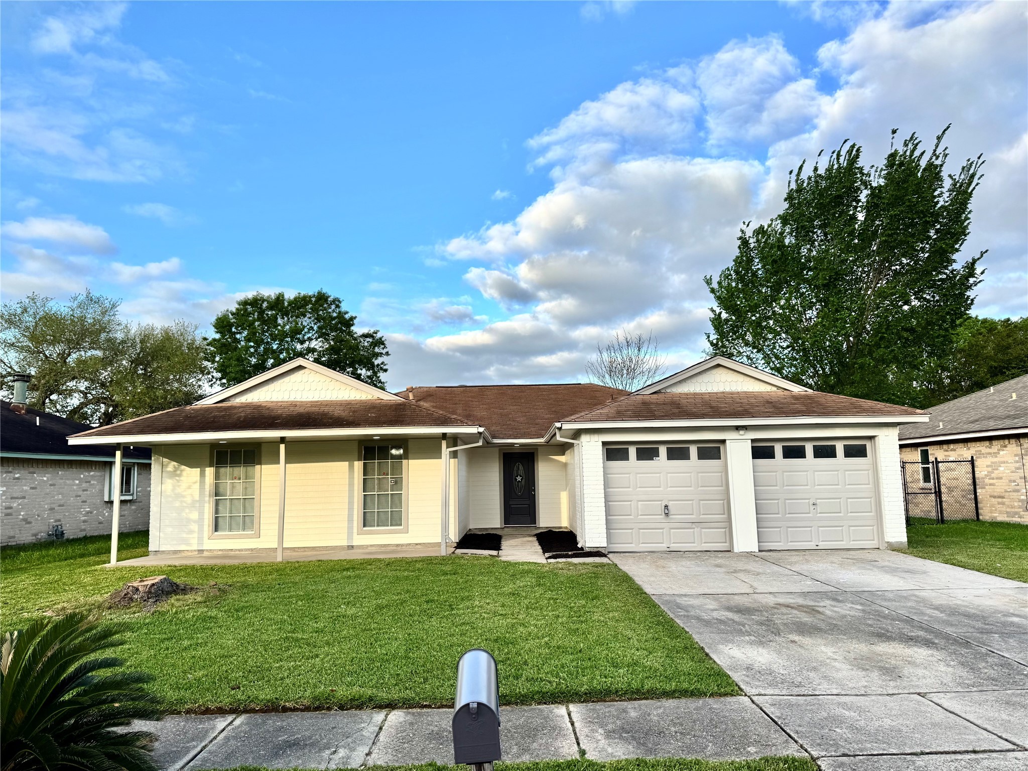 741 Sugar Hill Drive La Porte TX 77571