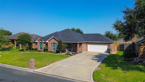 302 Sam Houston Drive El Campo TX 77437