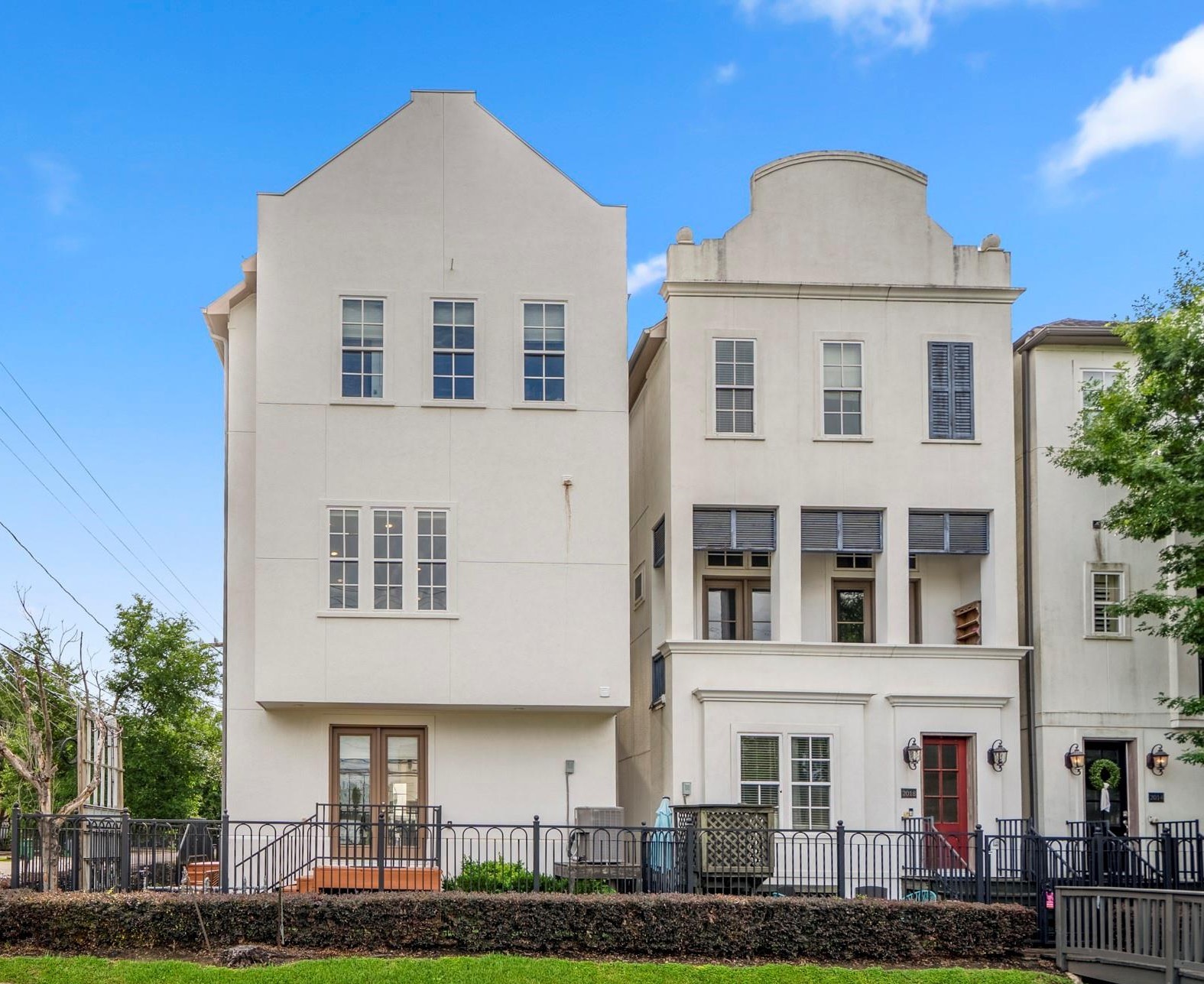 2022 Beall Street Houston TX 77008