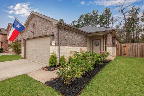 1729 Brushy Cedar Court Conroe TX 77301