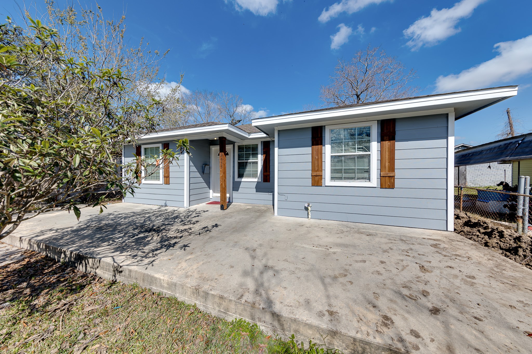 10633 Fairfax Street Houston TX 77029