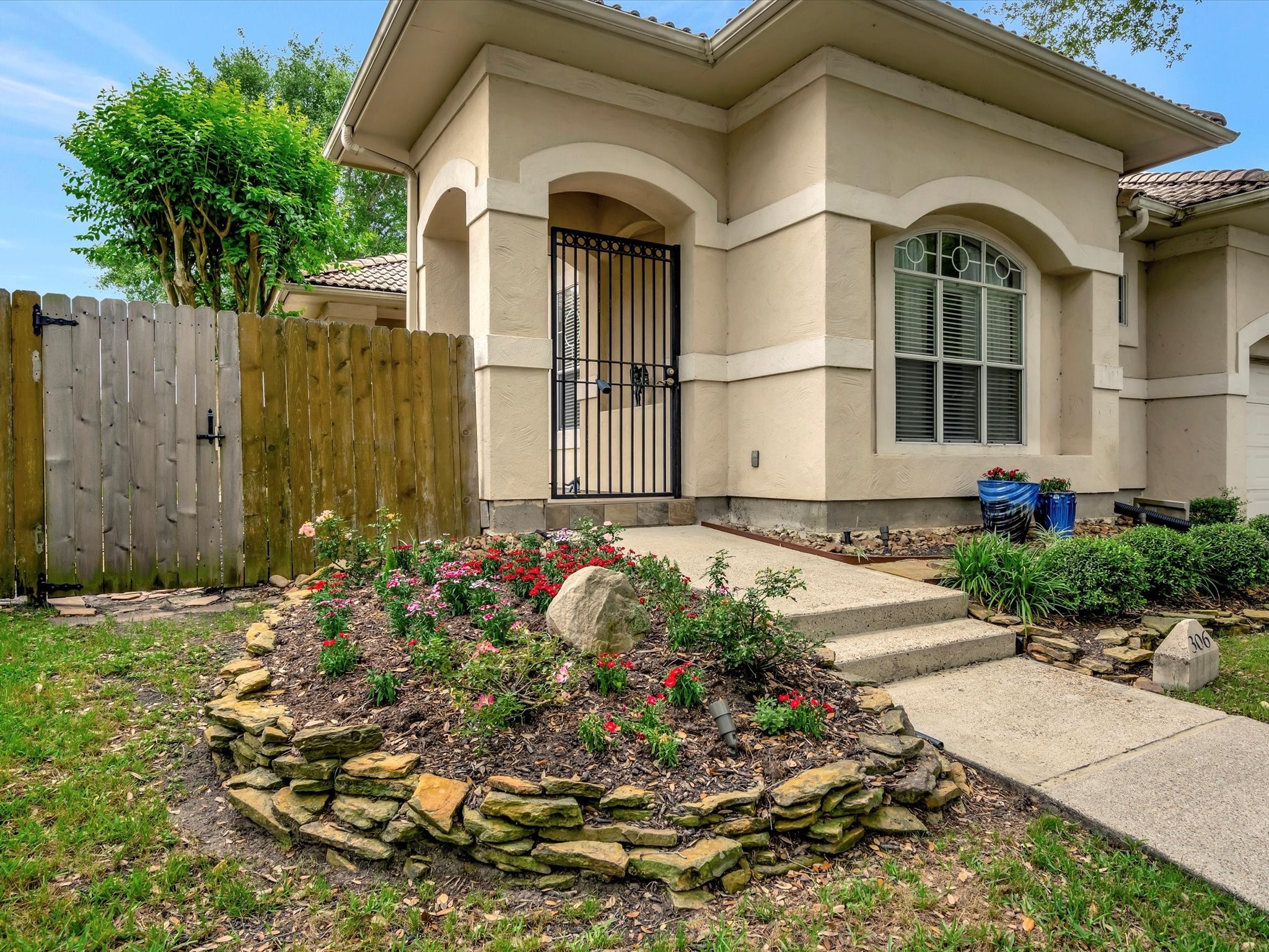 306 Waterford Way Kemah TX 77565