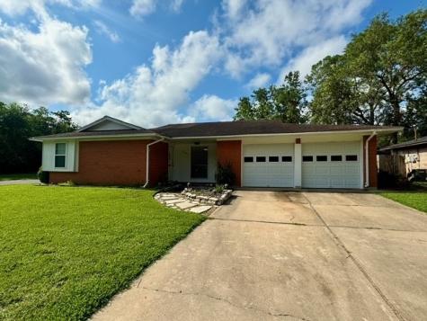 2024 Baywood Drive Bay City TX 77414