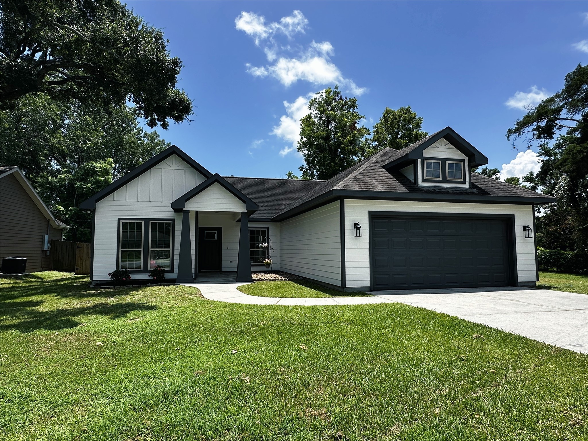 11933 22nd Street Santa Fe TX 77510