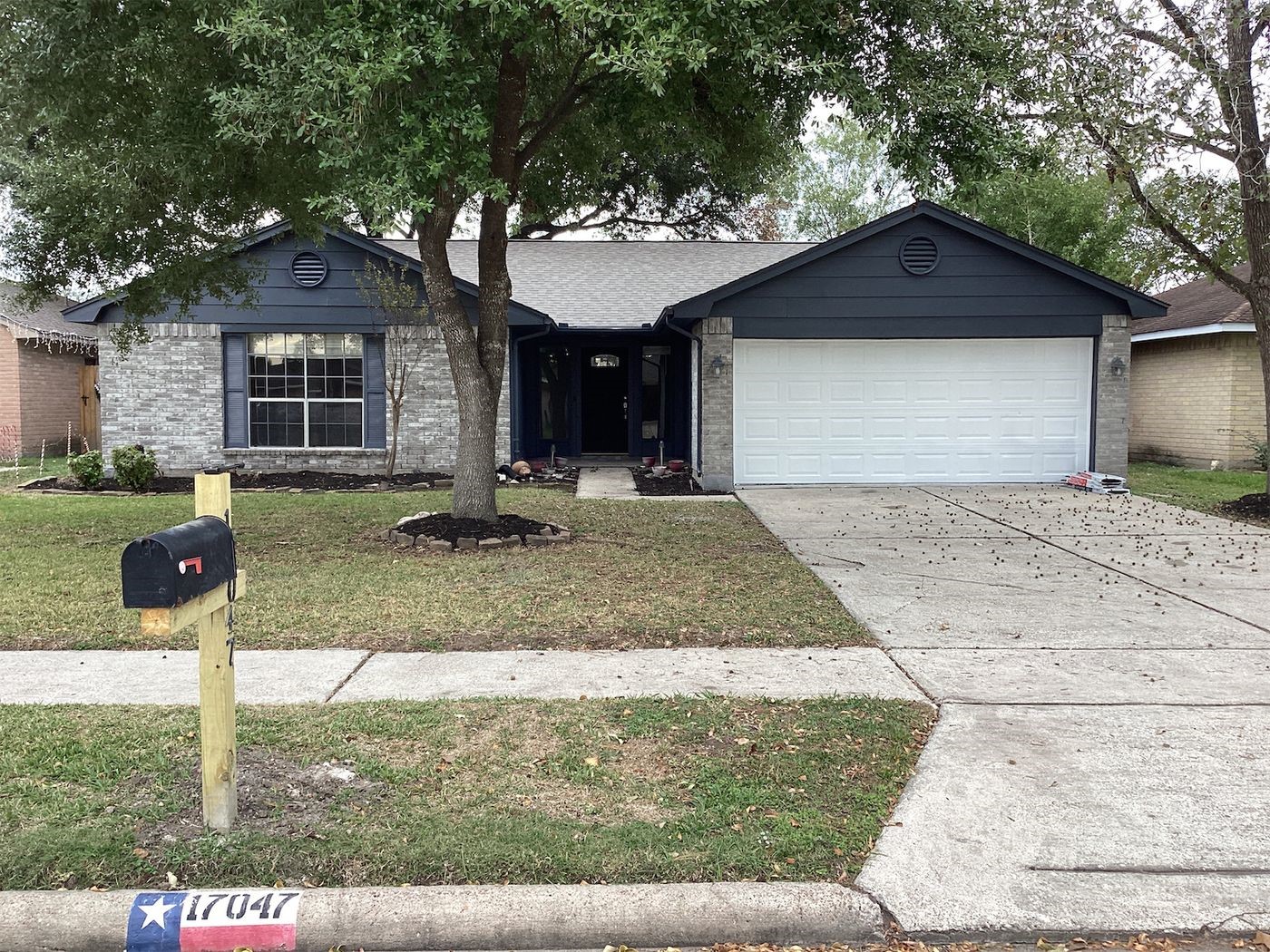 17047 Coachmaker Drive Friendswood TX 77546
