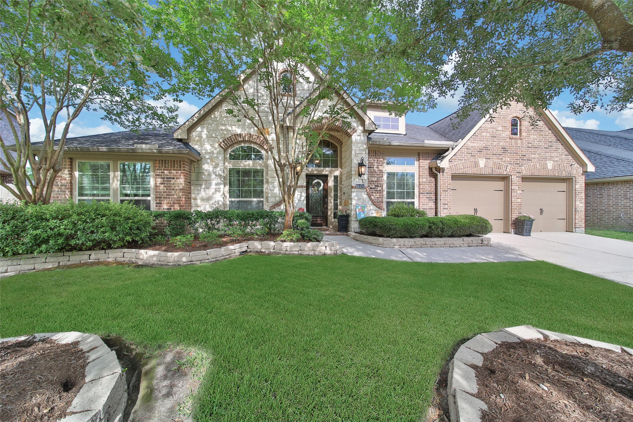 16434 Sawyer Knoll Lane Houston TX 77044
