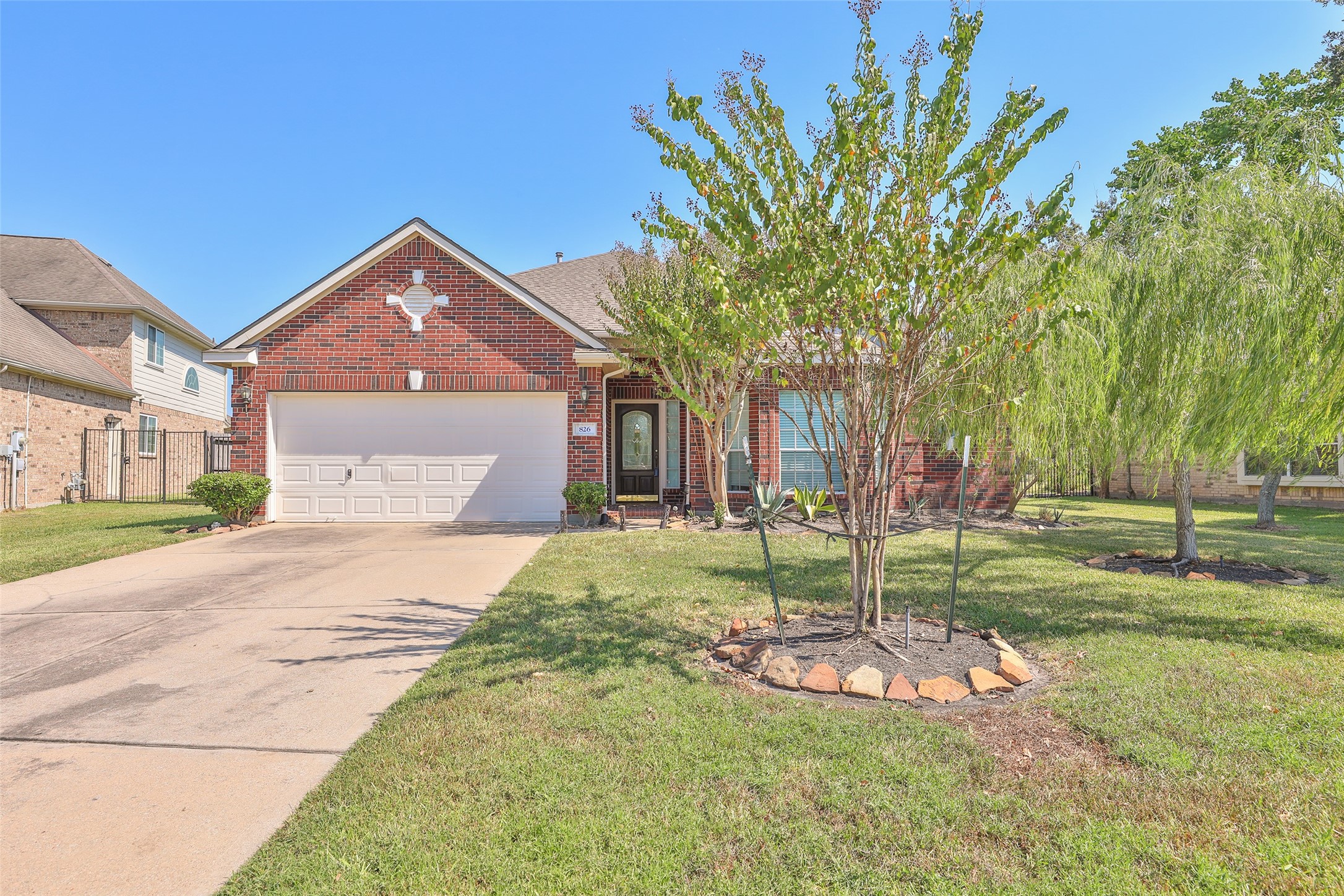 826 N Elder Grove Drive Pearland TX 77584