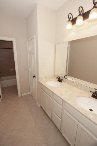 2943 Candle Falls Lane Pearland TX 77584