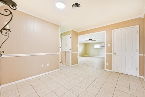 807 Temple Drive Hitchcock TX 77563