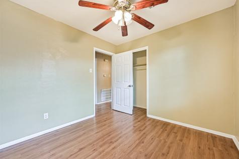 807 Temple Drive Hitchcock TX 77563