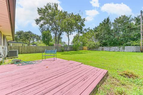 807 Temple Drive Hitchcock TX 77563