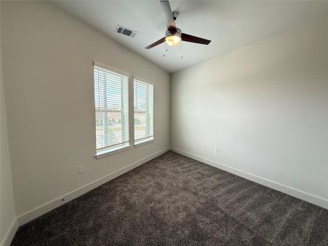641 W Crosstimbers Street B8.211 Houston TX 77018