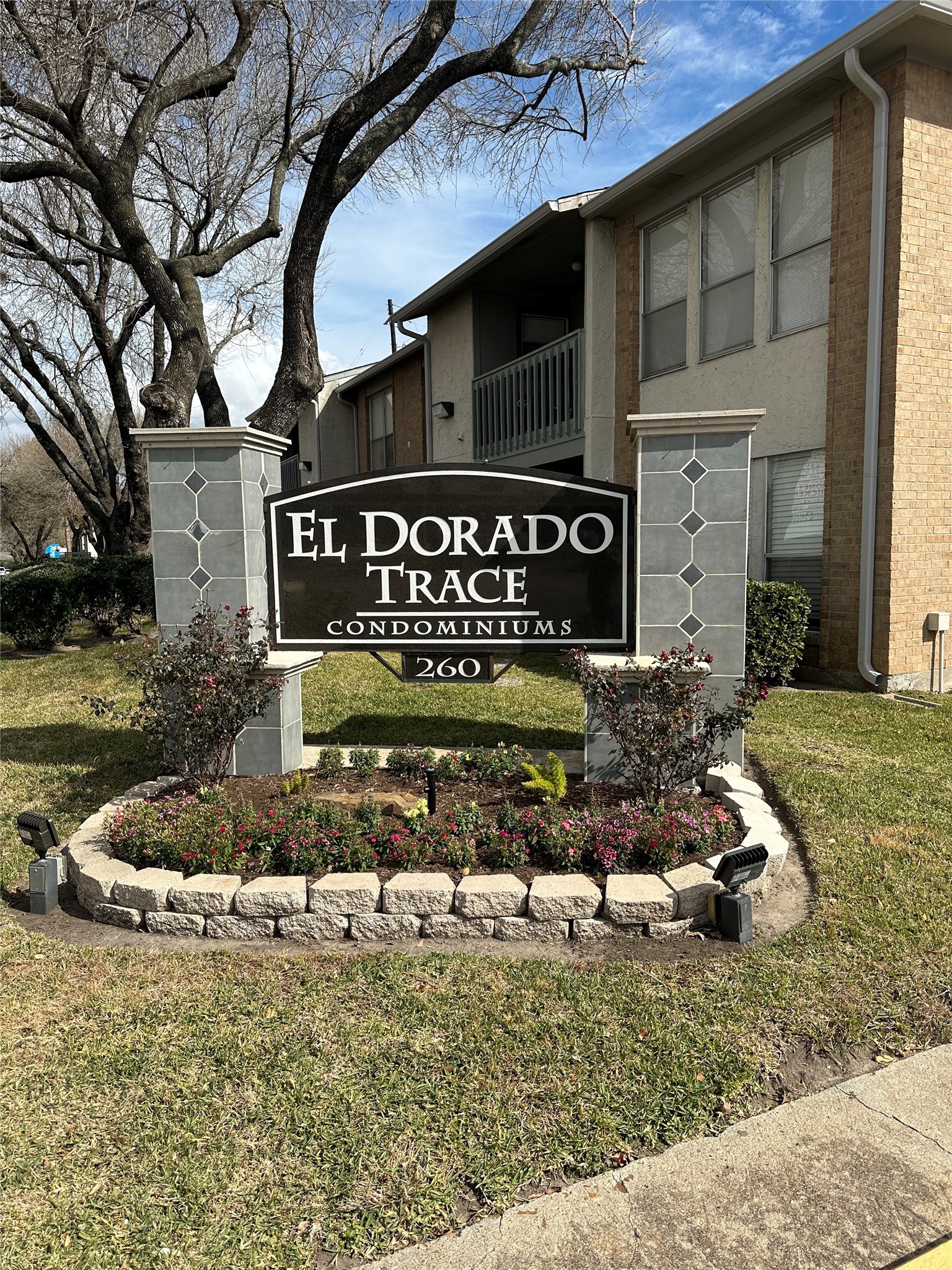 260 El Dorado Boulevard 2805 Houston TX 77598