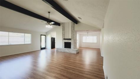 16719 Schooners Way Friendswood TX 77546