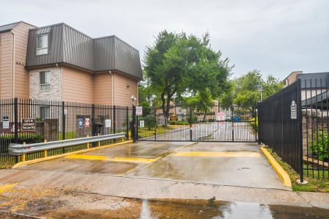 8519 Hearth Boulevard 26 Houston TX 77054