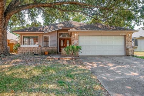 15839 Meadow Village Drive Houston TX 77095