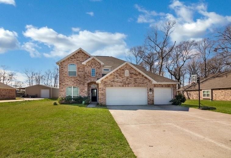 109 Road 6615 Dayton TX 77535