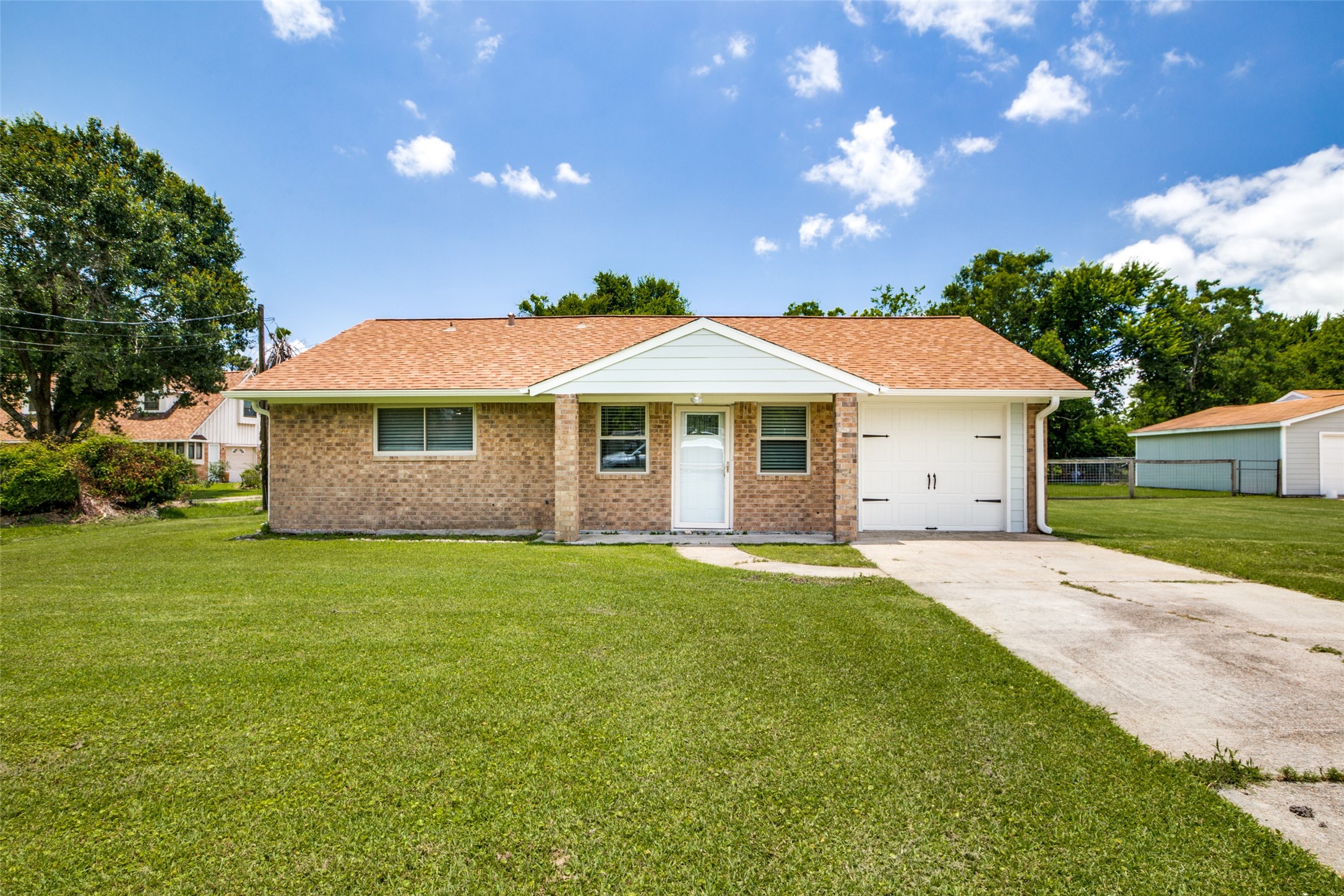 908 Redberry Hill Road Baytown TX 77521