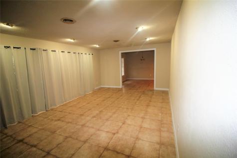 102 Evans Street Wharton TX 77488