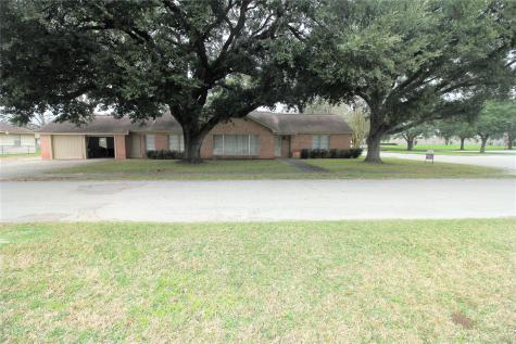 102 Evans Street Wharton TX 77488