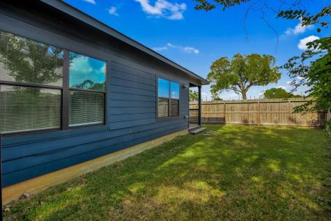 603 Edgewood Street B Houston TX 77023