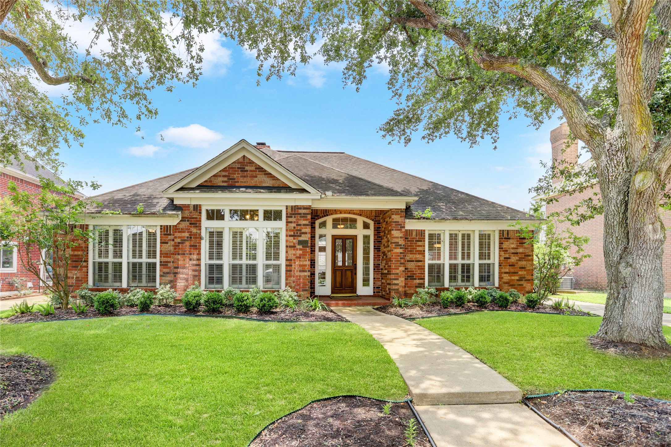 4822 Whitby Circle Sugar Land TX 77479
