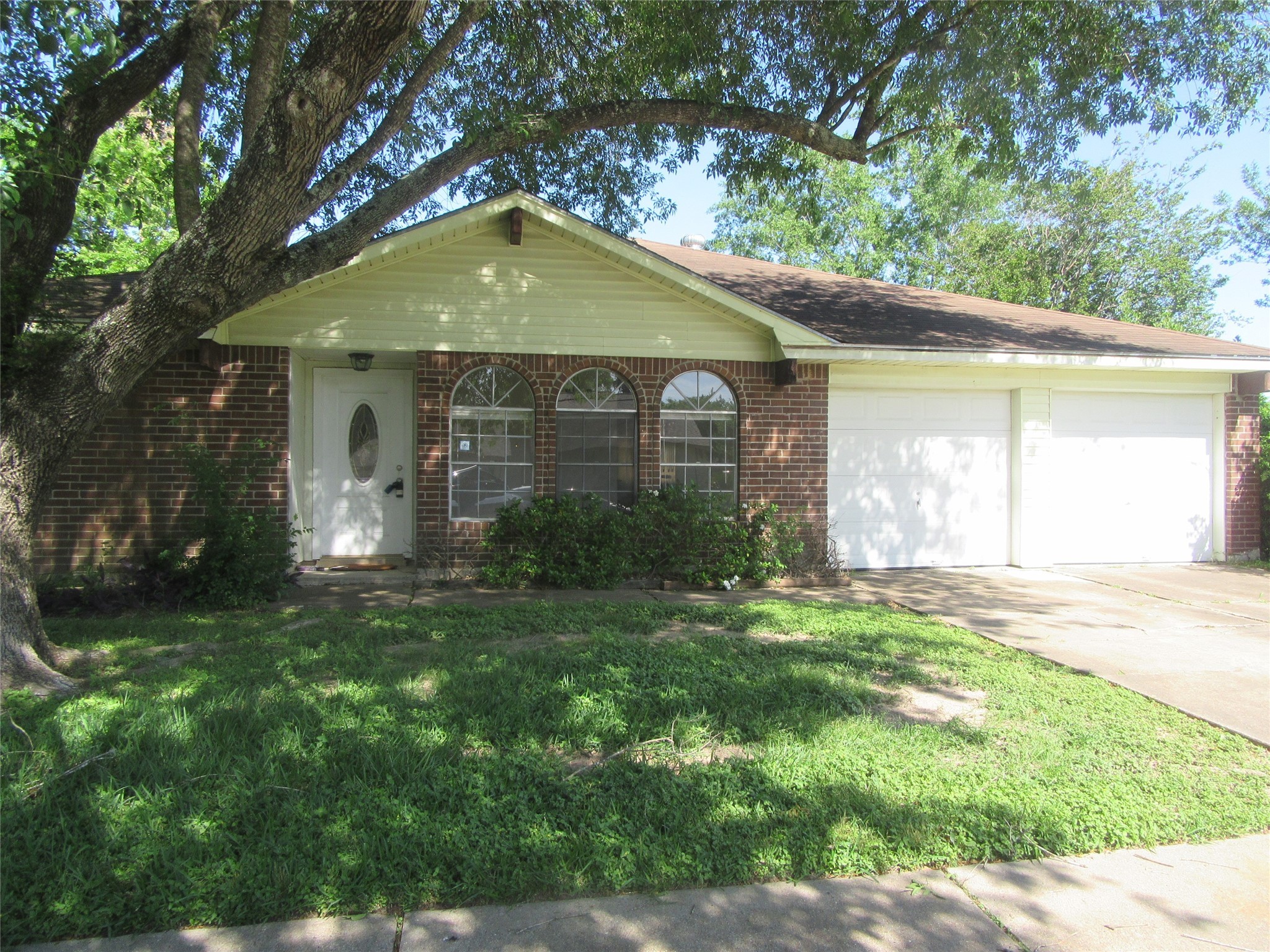 2502 Corral Trail Friendswood TX 77546