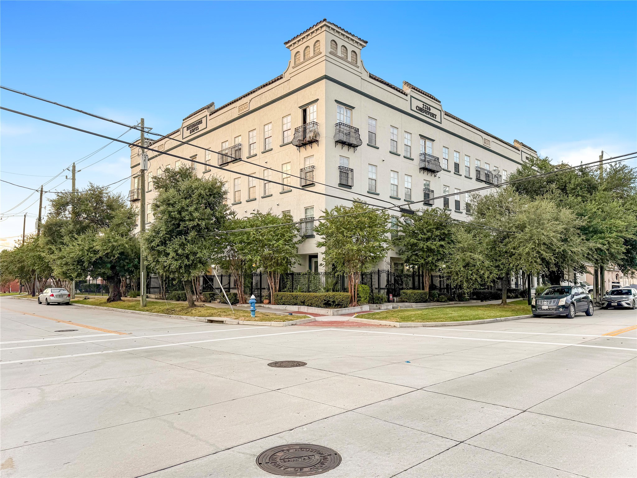 2216 Chenevert Street 4 Houston TX 77003
