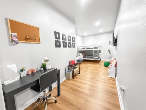 2216 Chenevert Street 4 Houston TX 77003