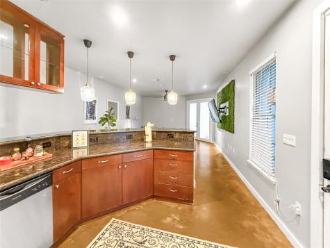 2216 Chenevert Street 4 Houston TX 77003
