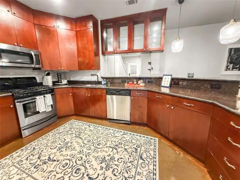 2216 Chenevert Street 4 Houston TX 77003