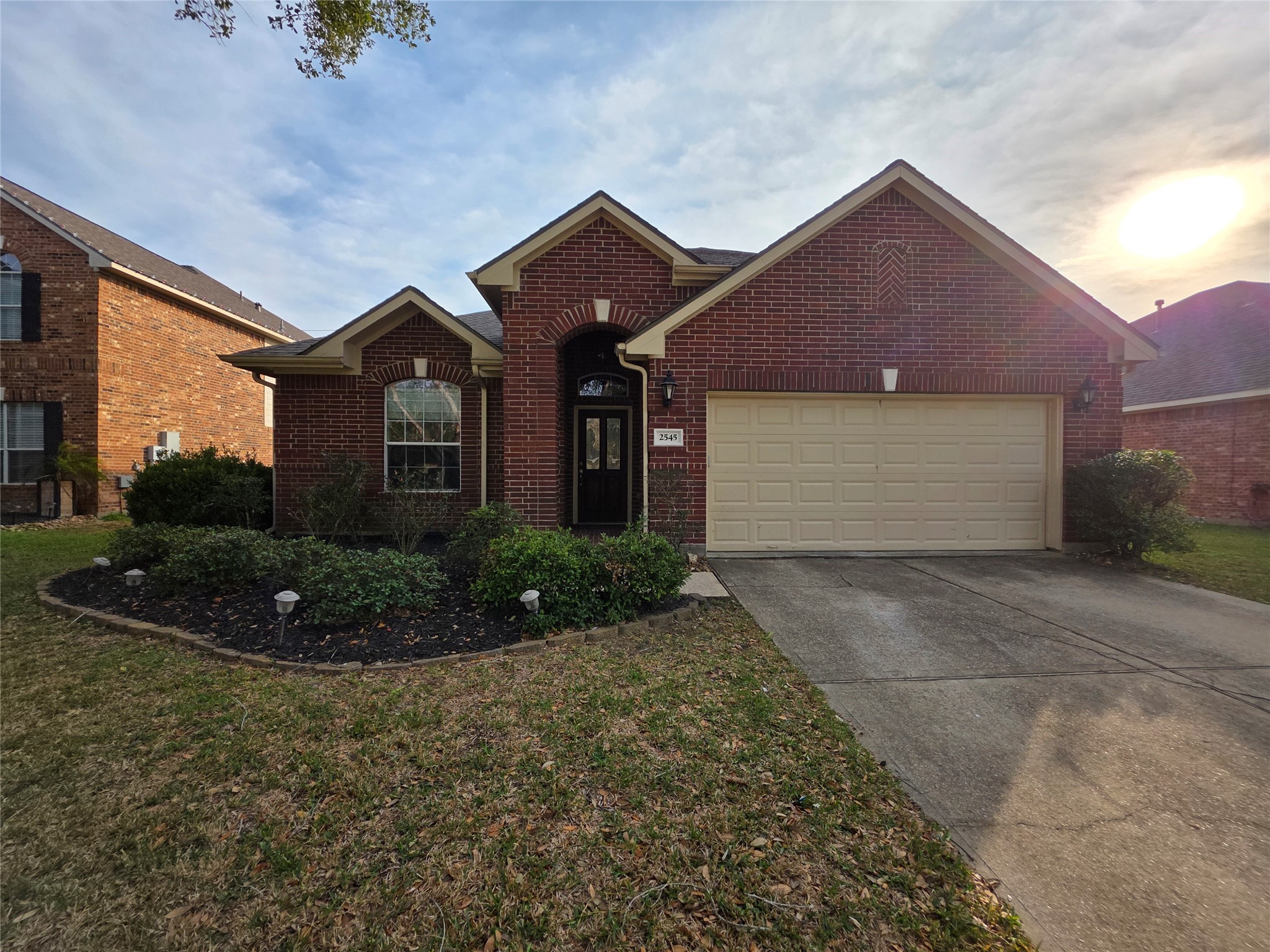 2545 Sandvalley Way League City TX 77573