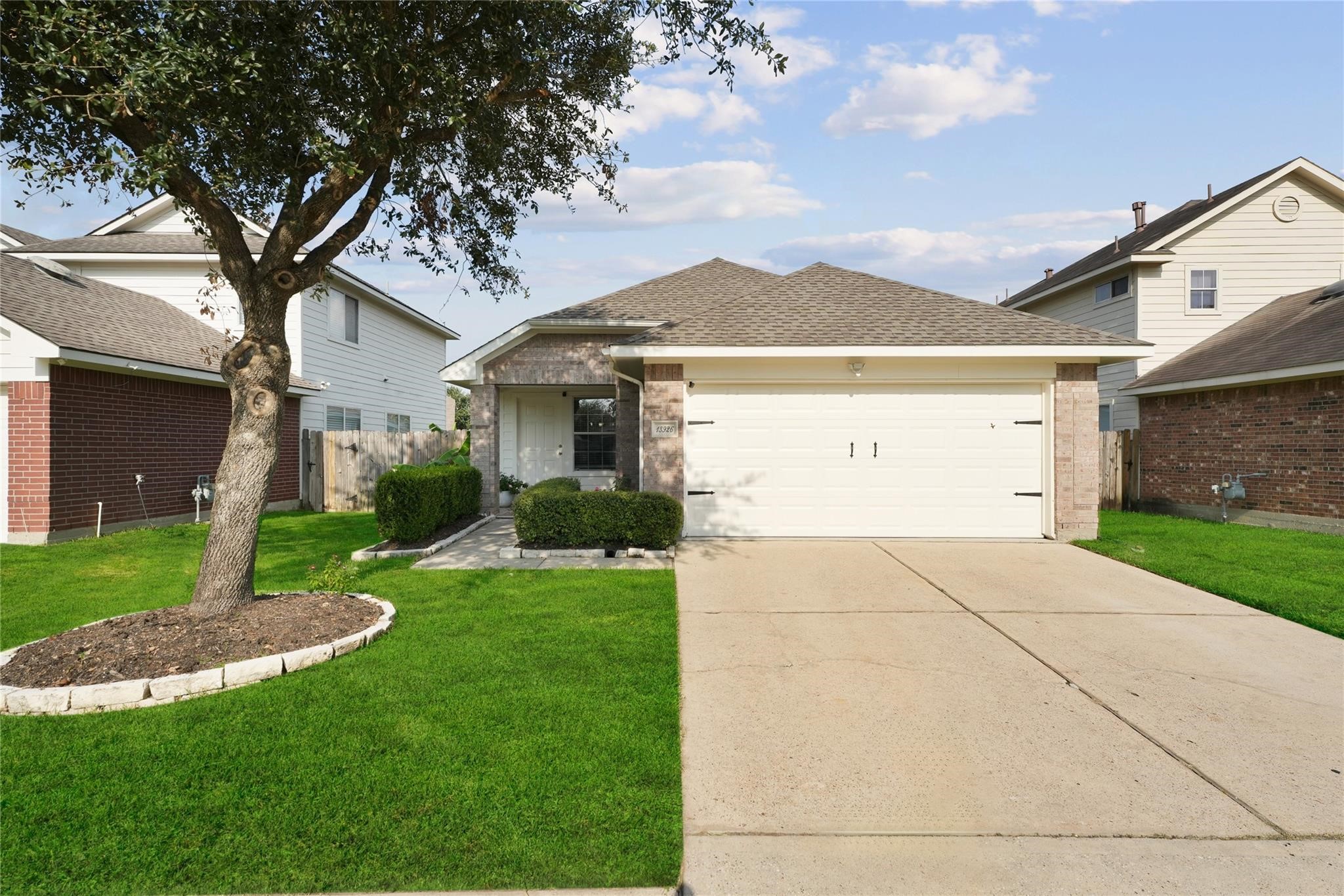 13926 Kinsbourne Court Houston TX 77014