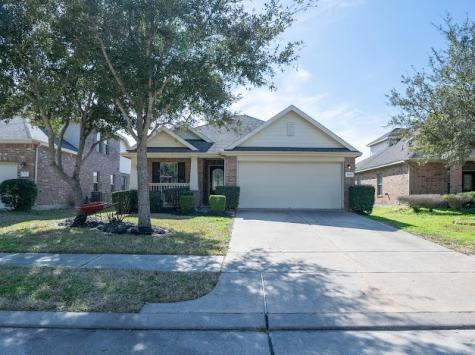 1939 Vermillion View Street Fresno TX 77545