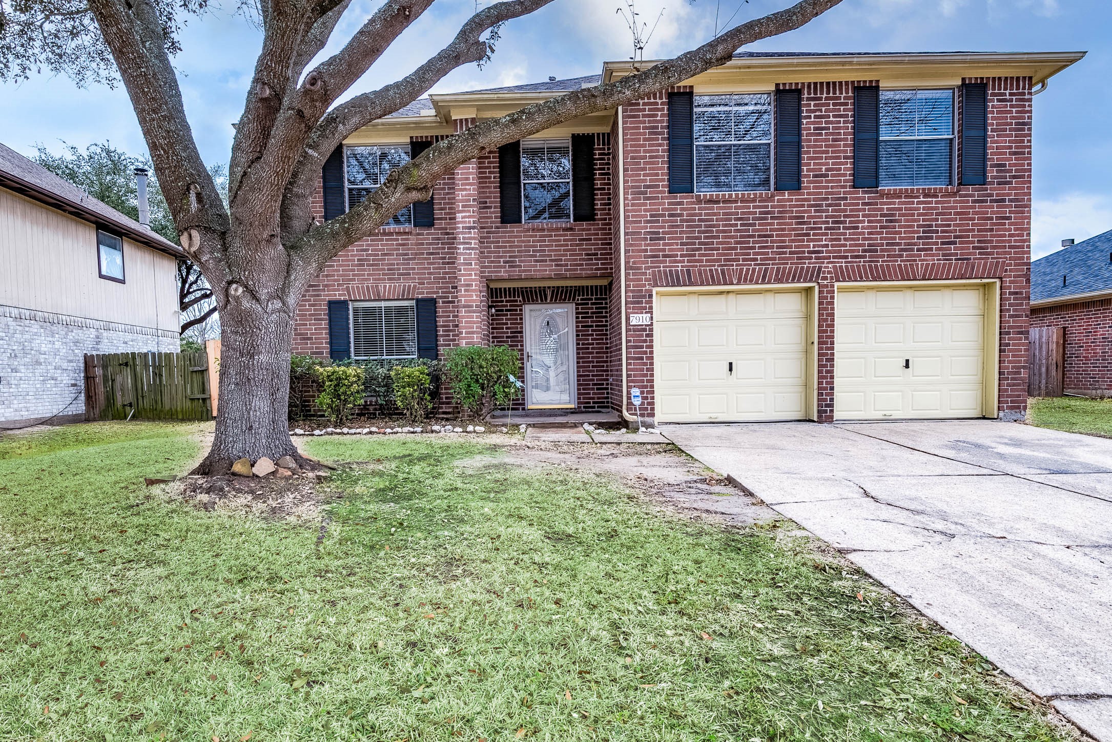 7910 Still Water Street Baytown TX 77521