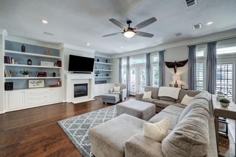 5217 Blossom Street C Houston TX 77007