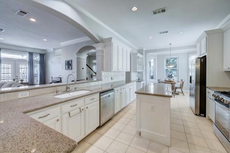 5217 Blossom Street C Houston TX 77007