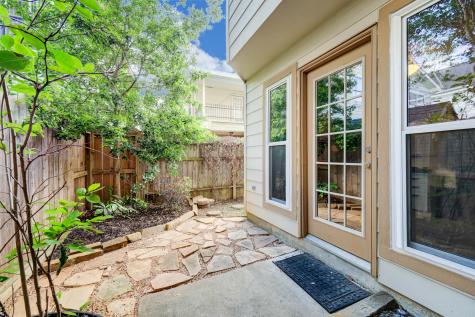 5217 Blossom Street C Houston TX 77007